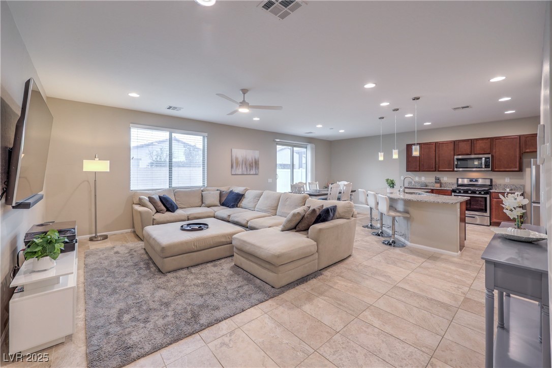 129 Thorntree Avenue