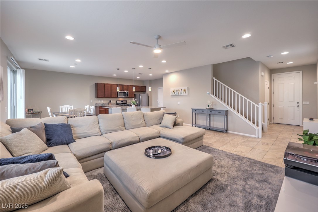 129 Thorntree Avenue