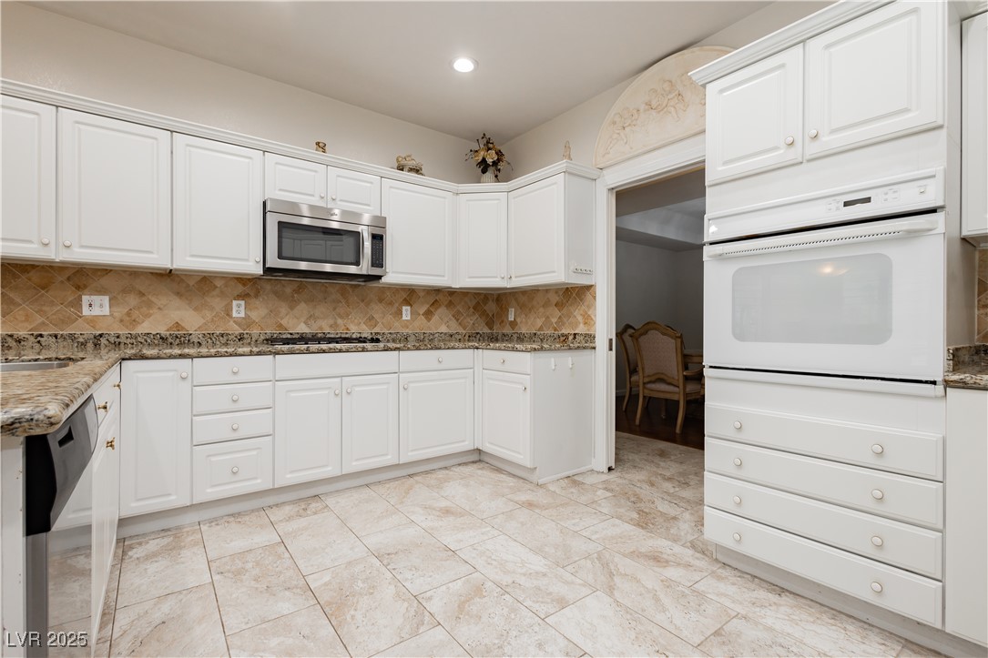 932 Rhyolite Terrace