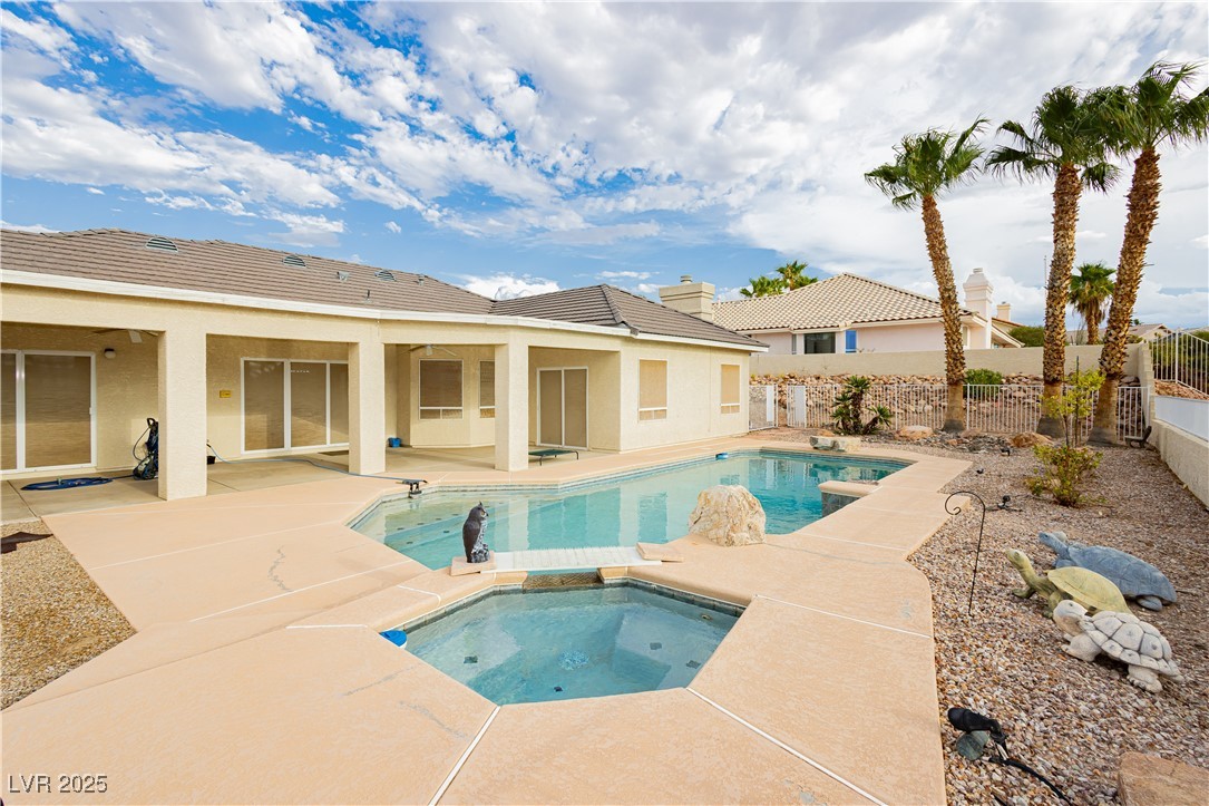 932 Rhyolite Terrace