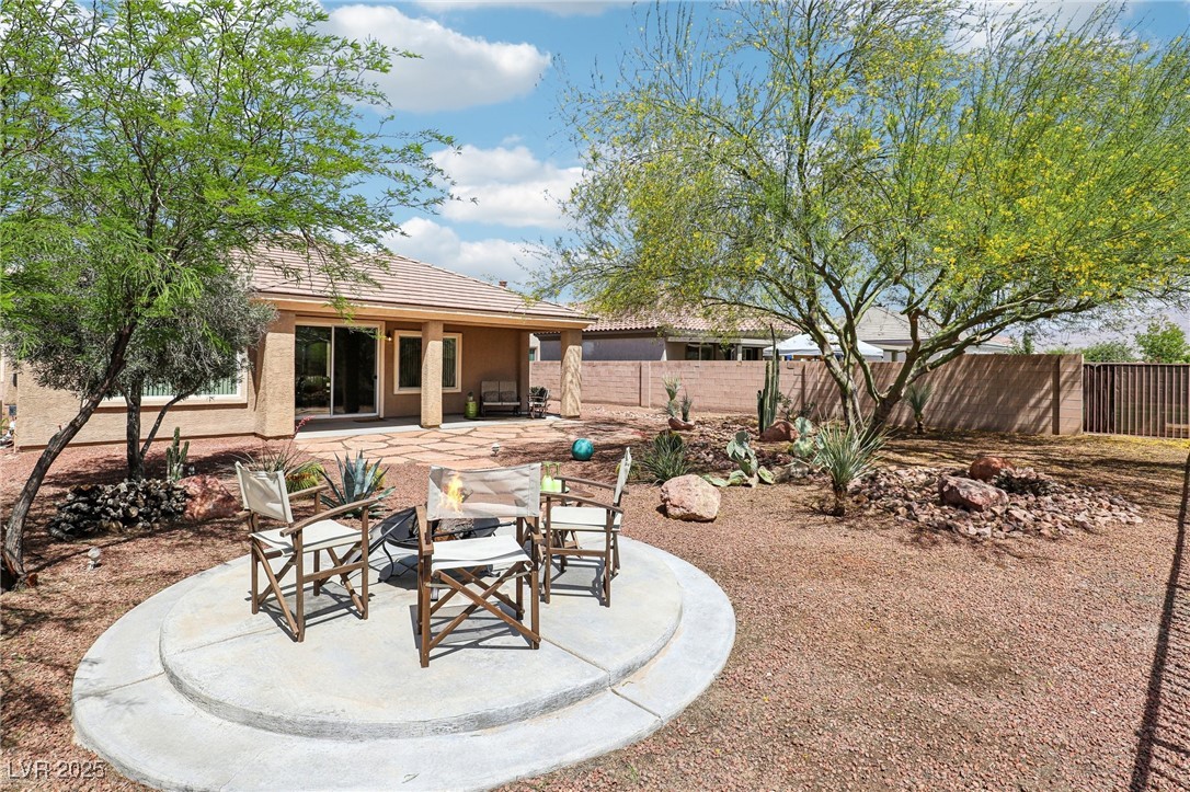 8316 Imperial Lakes Street