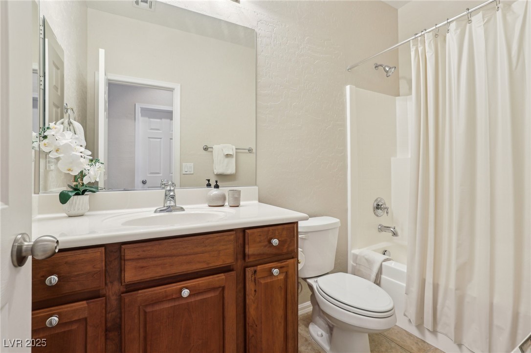 8316 Imperial Lakes Street