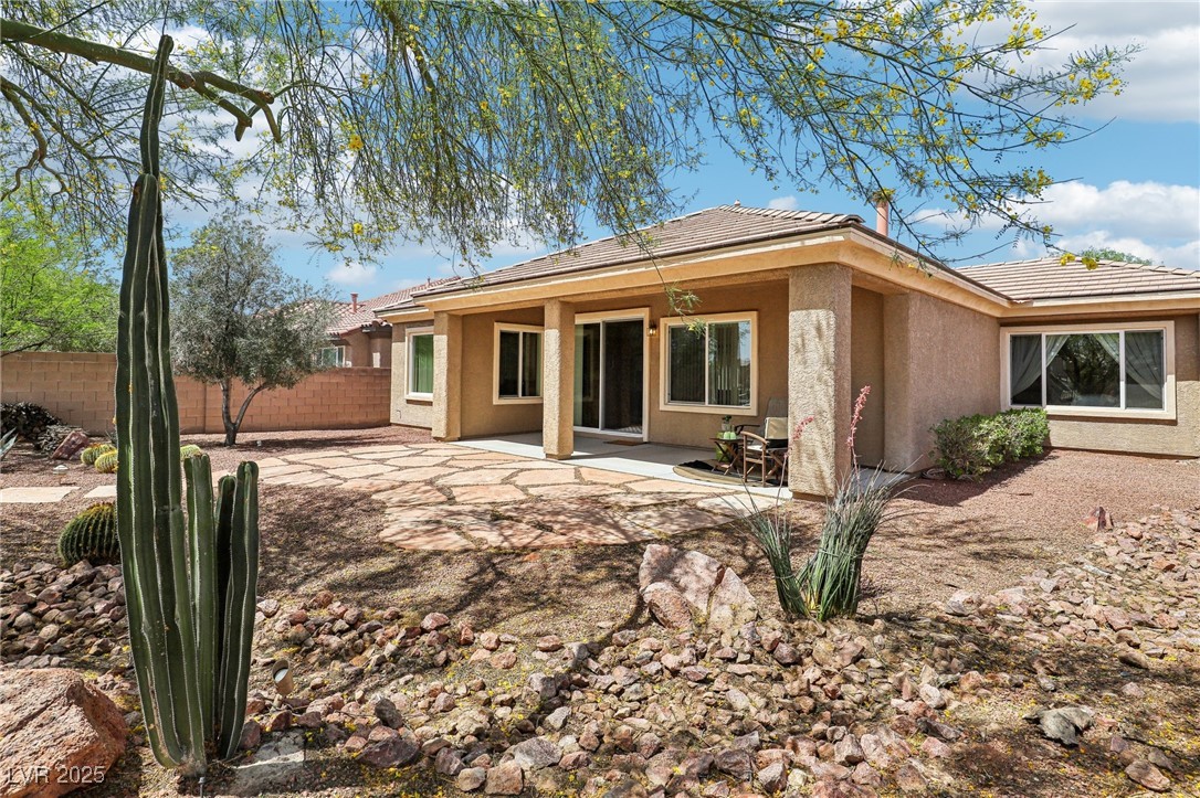 8316 Imperial Lakes Street