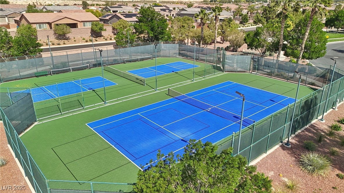 8316 Imperial Lakes Street