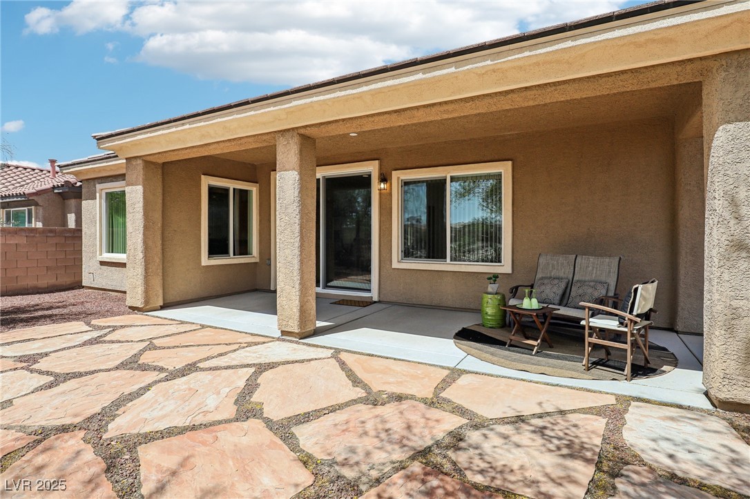 8316 Imperial Lakes Street