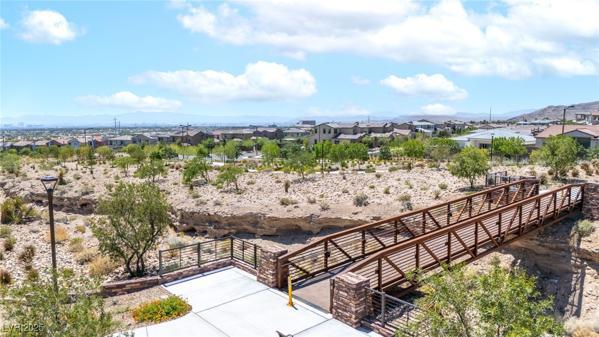 11689 Bearpaw Meadow Avenue