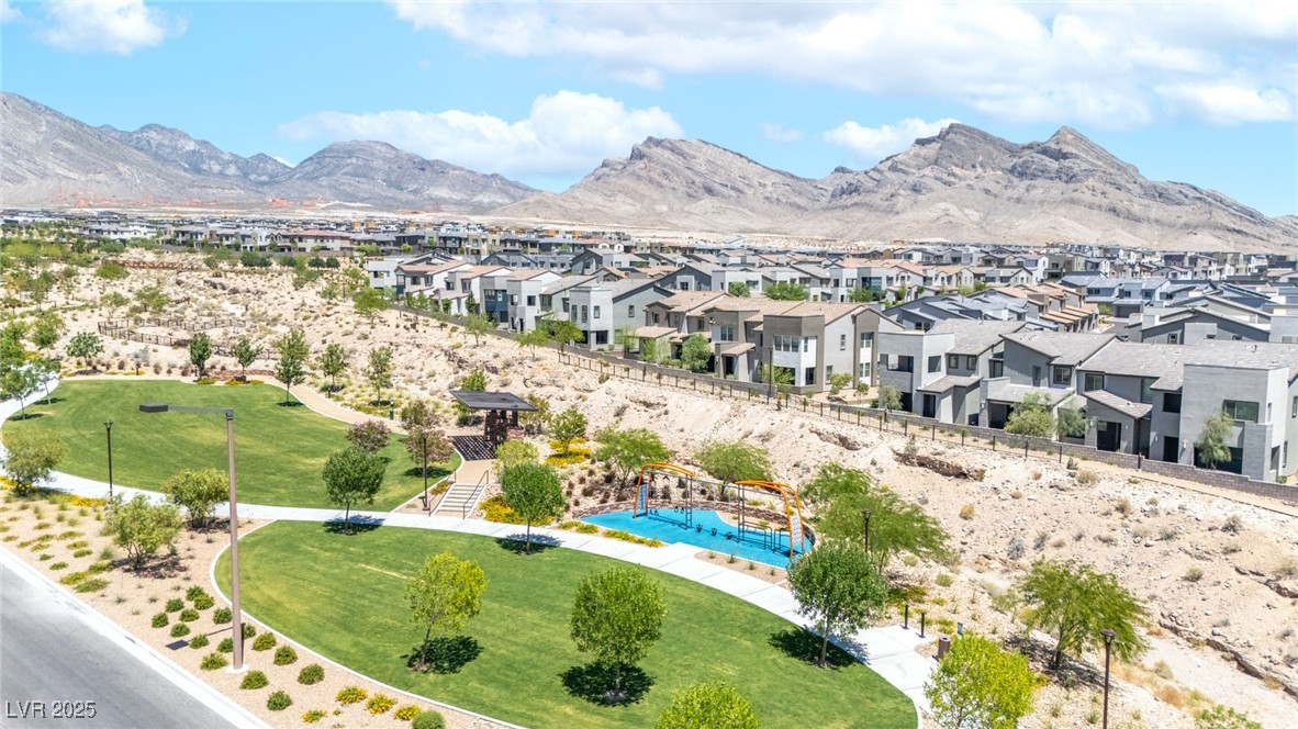 11689 Bearpaw Meadow Avenue