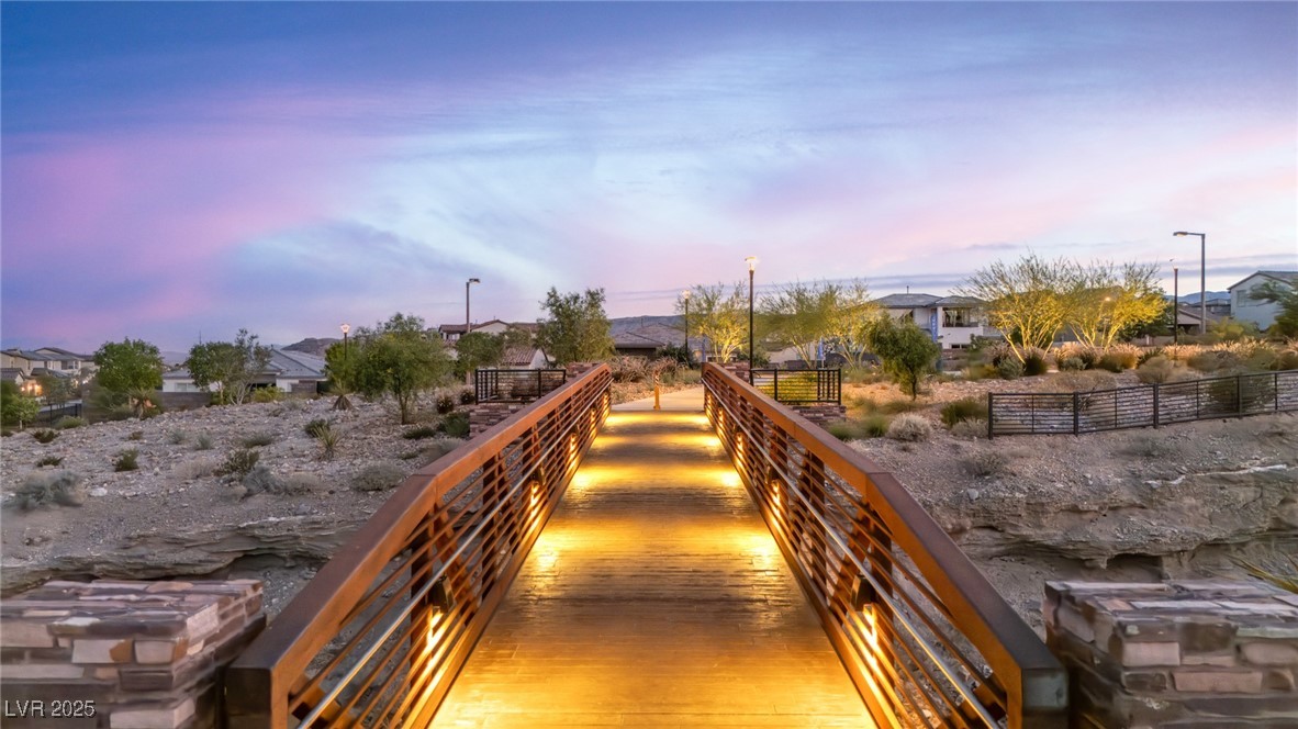 11689 Bearpaw Meadow Avenue