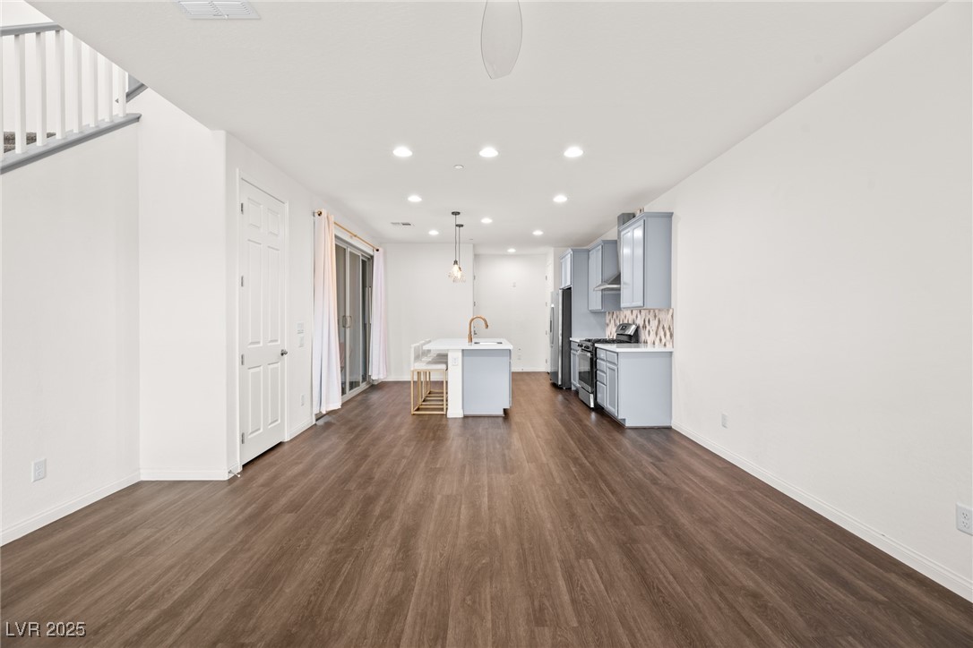 11689 Bearpaw Meadow Avenue