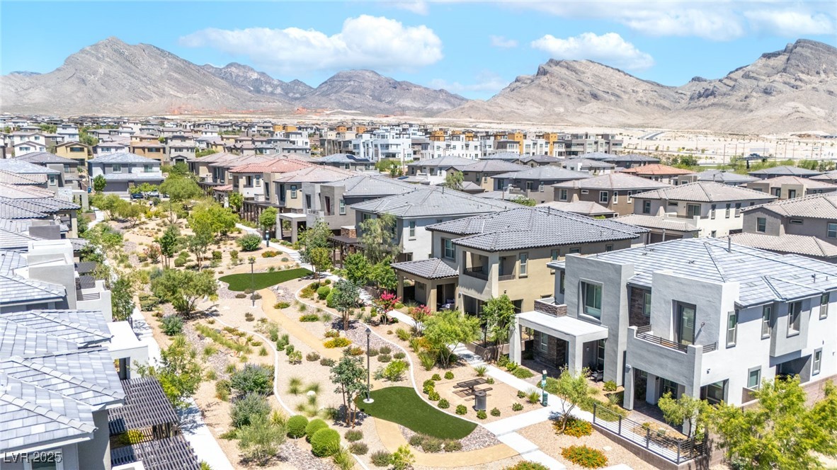 11689 Bearpaw Meadow Avenue