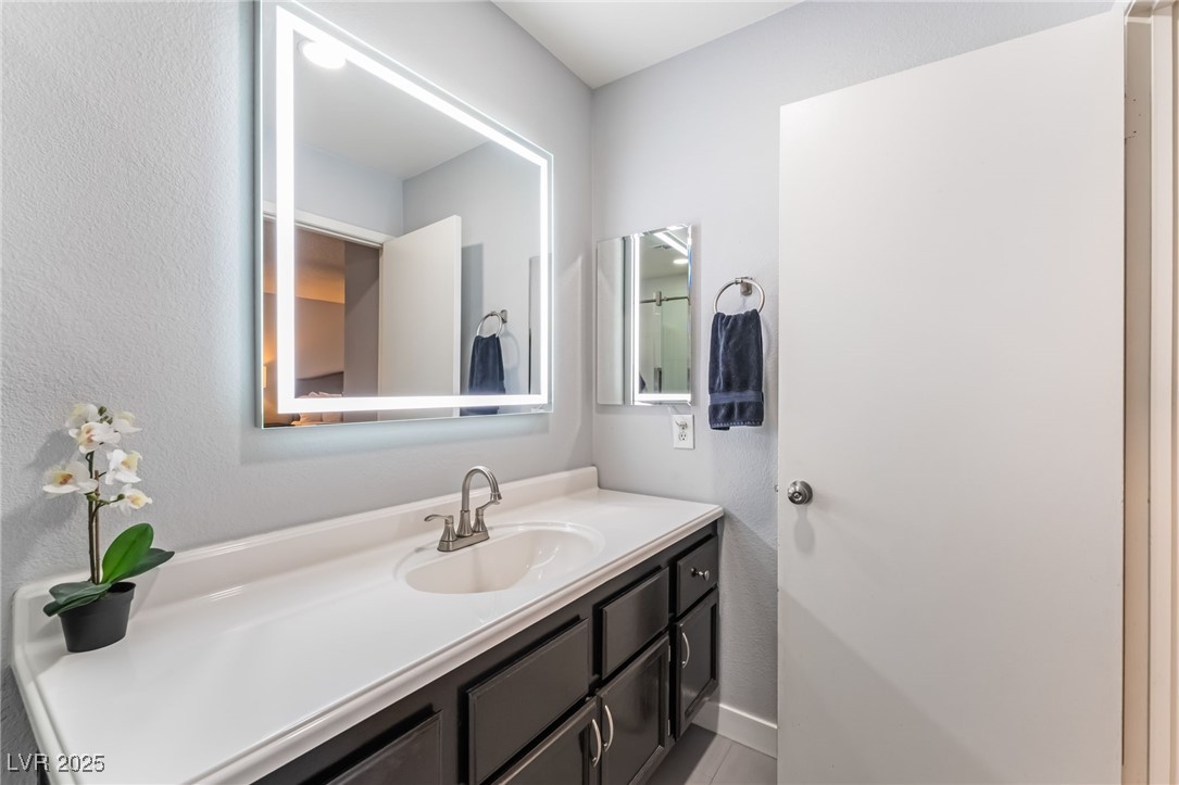 313 Birmingham Street