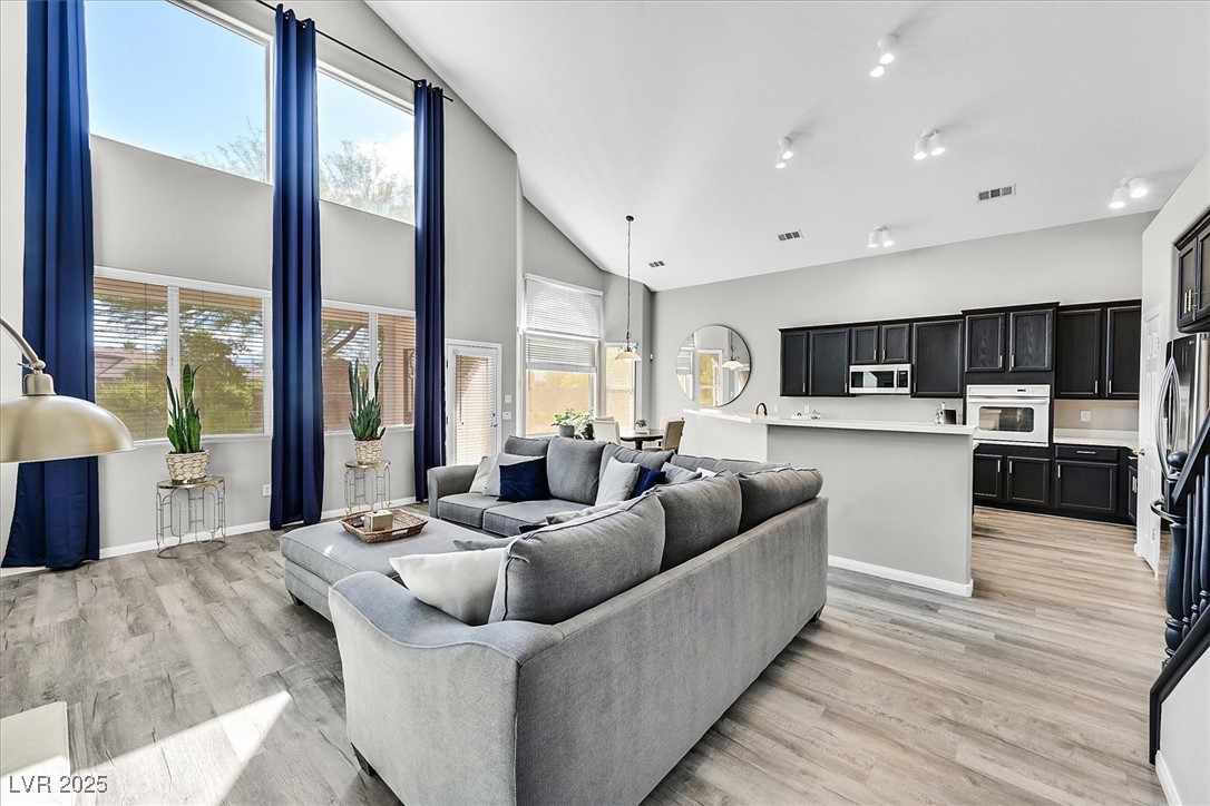 7503 Copper Island Street