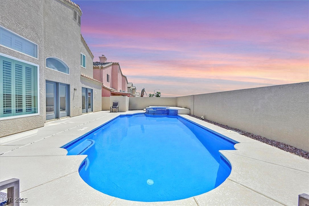 8887 Mia Moore Avenue