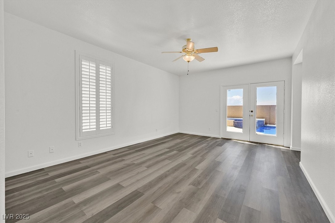 8887 Mia Moore Avenue