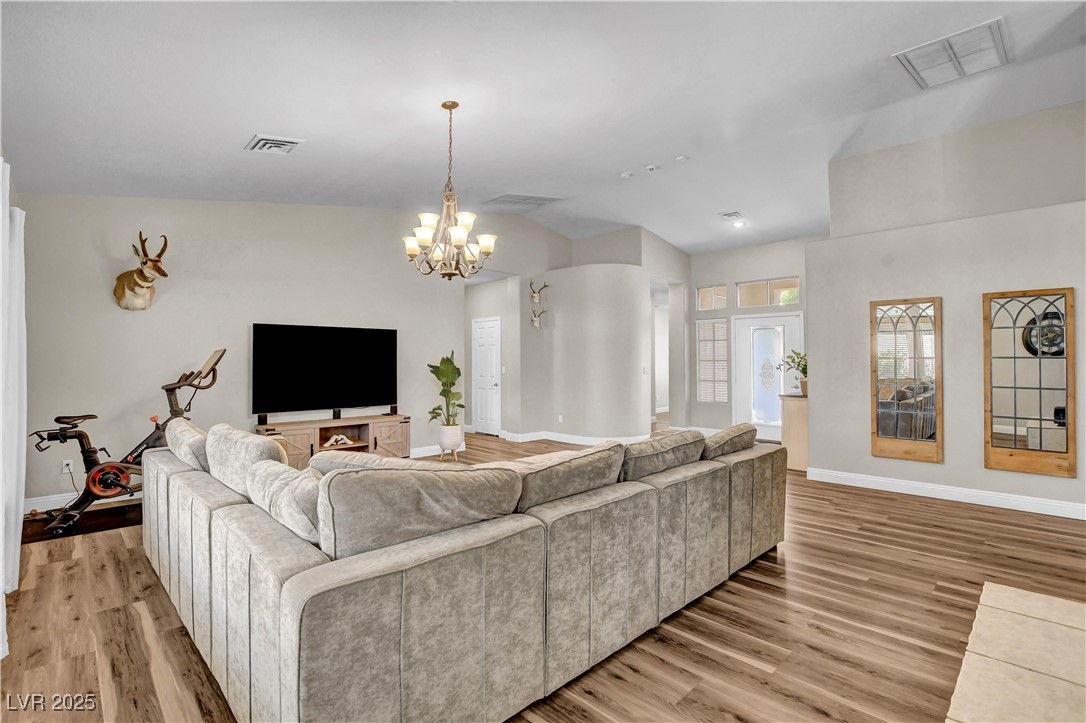 7530 Apple Springs Avenue