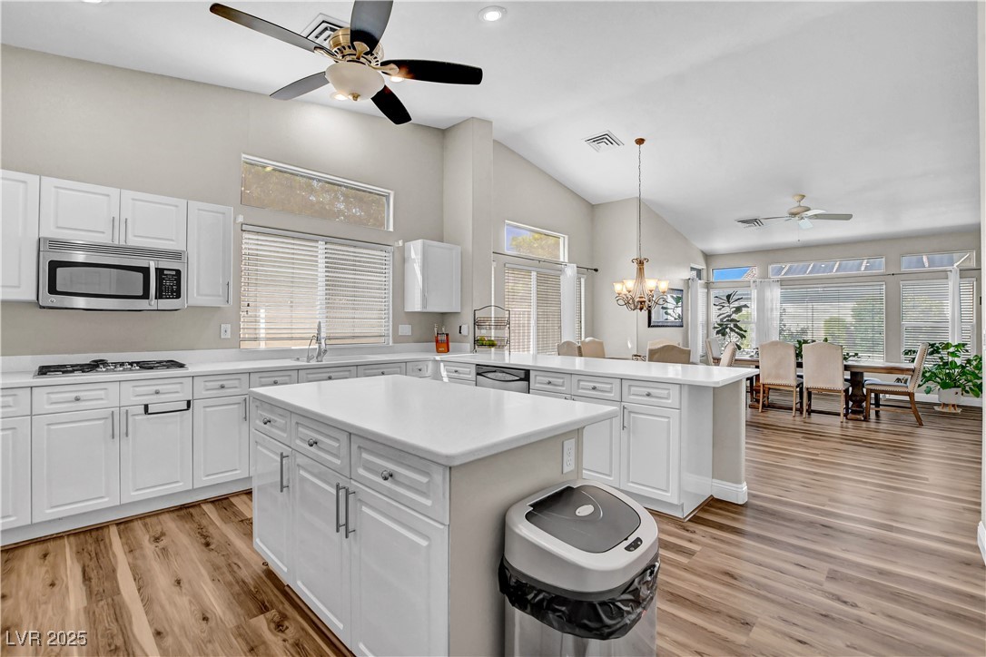 7530 Apple Springs Avenue