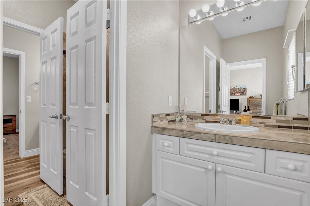 7530 Apple Springs Avenue