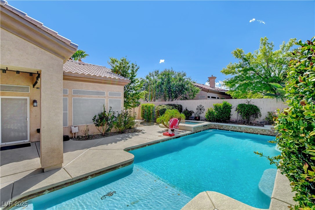 7530 Apple Springs Avenue