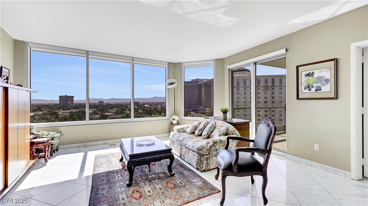 322 Karen Avenue 1001