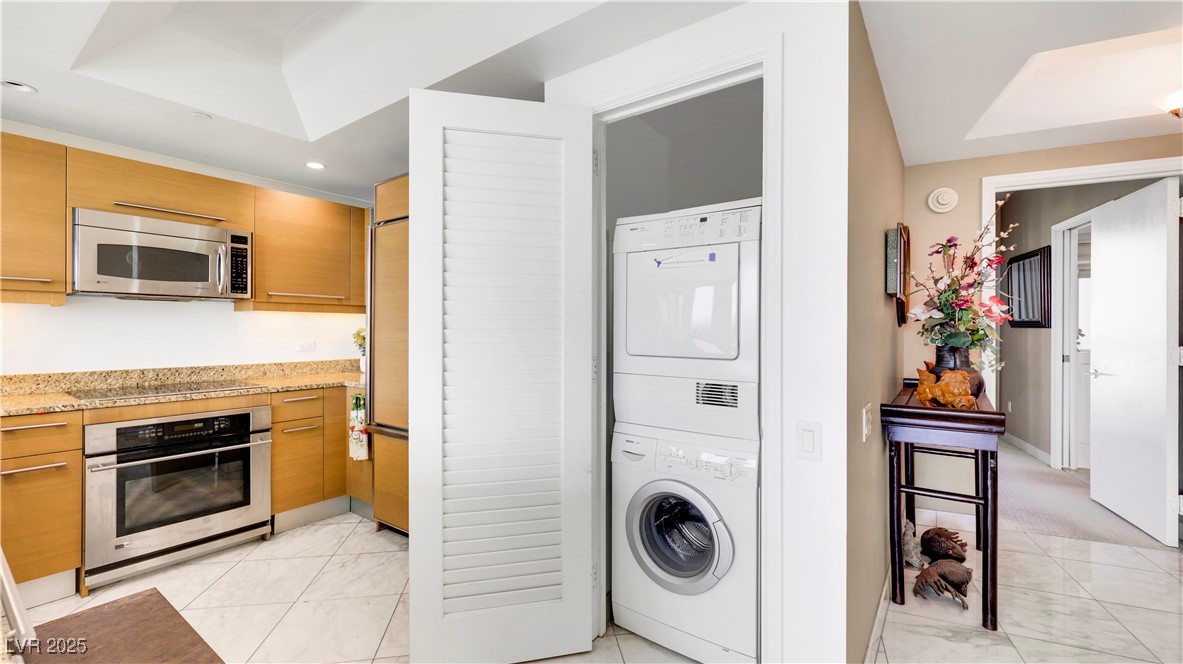 322 Karen Avenue 1001