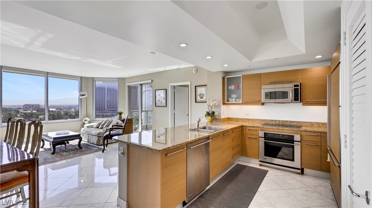 322 Karen Avenue 1001