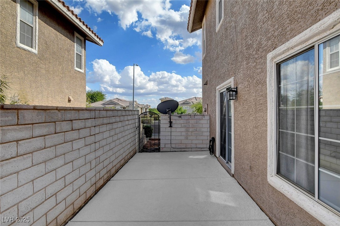 9376 Peace Pipe Court