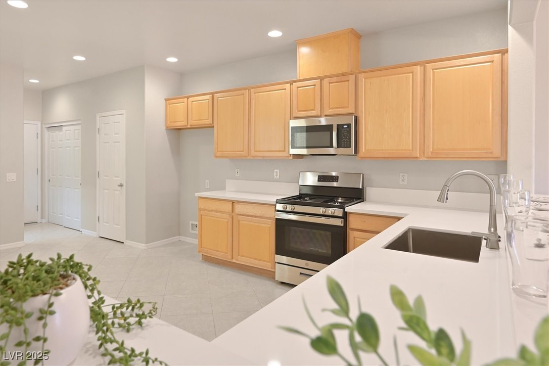 8900 Echo Grande Drive