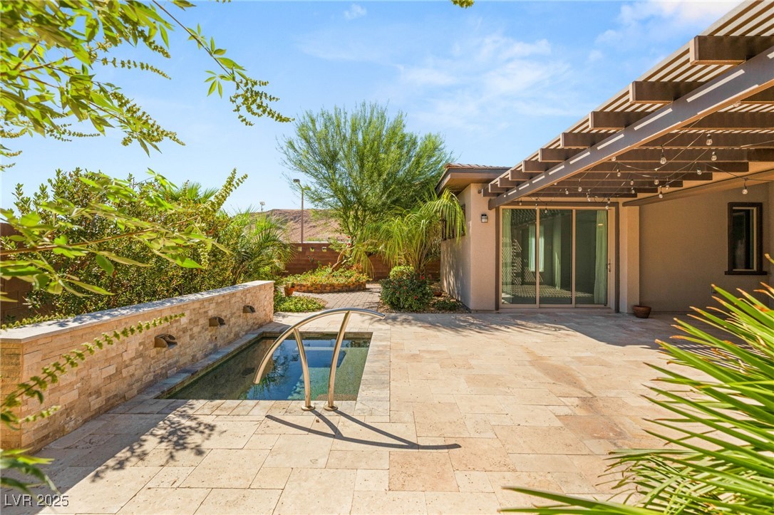 9985 Regency Canyon Way