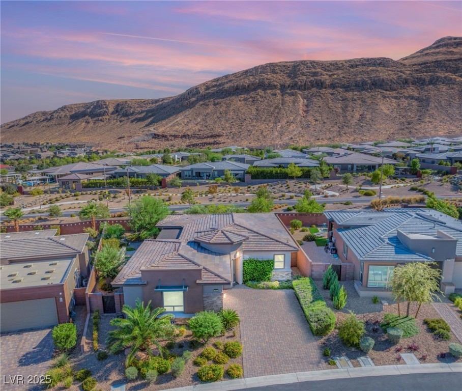 9985 Regency Canyon Way