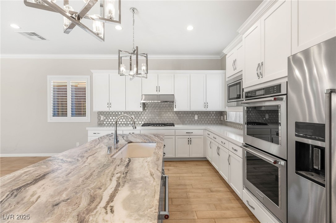 9985 Regency Canyon Way