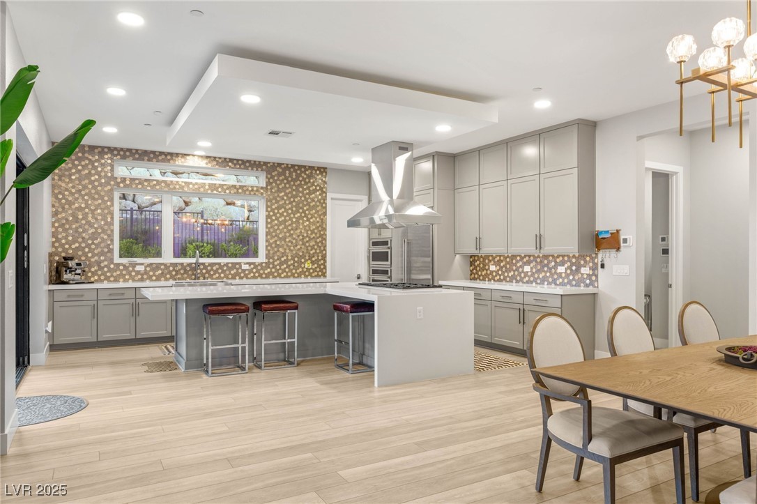 445 Cliff Terrace Avenue