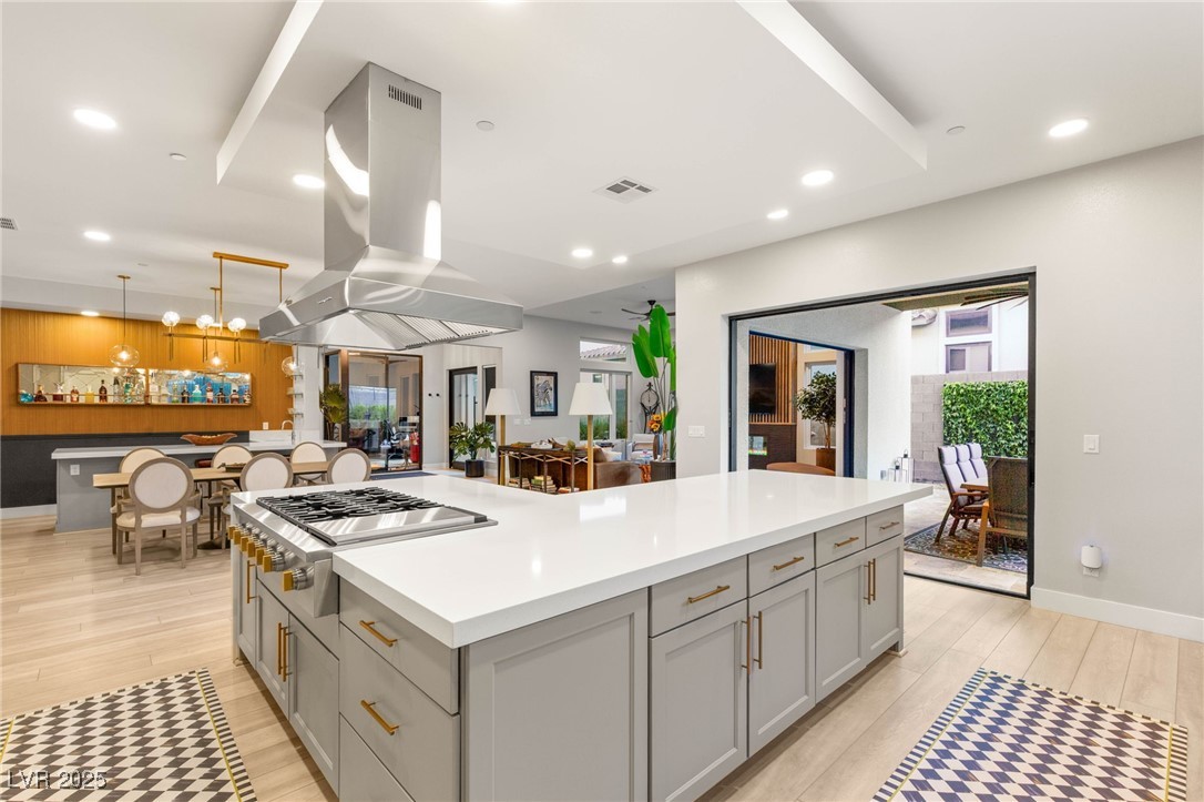 445 Cliff Terrace Avenue