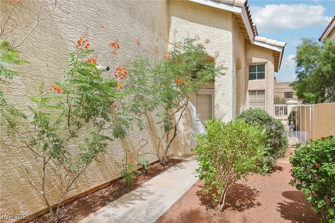 7532 Holloran Court