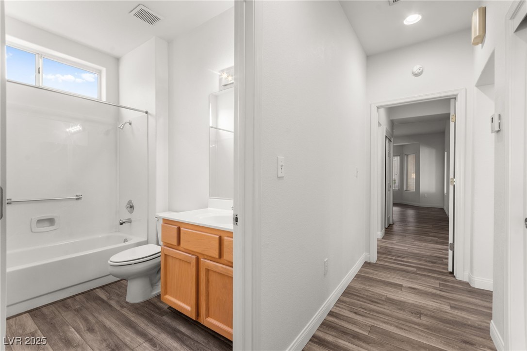 2501 Indigo Valley Street