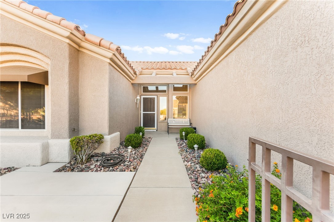 2501 Indigo Valley Street