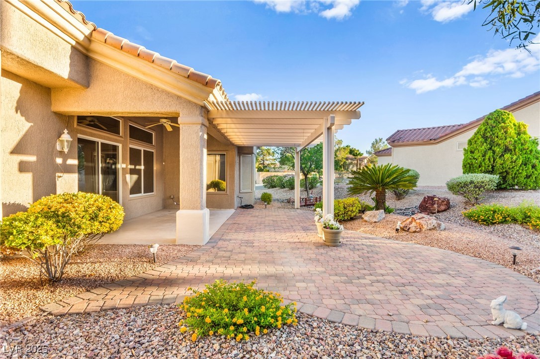 2501 Indigo Valley Street