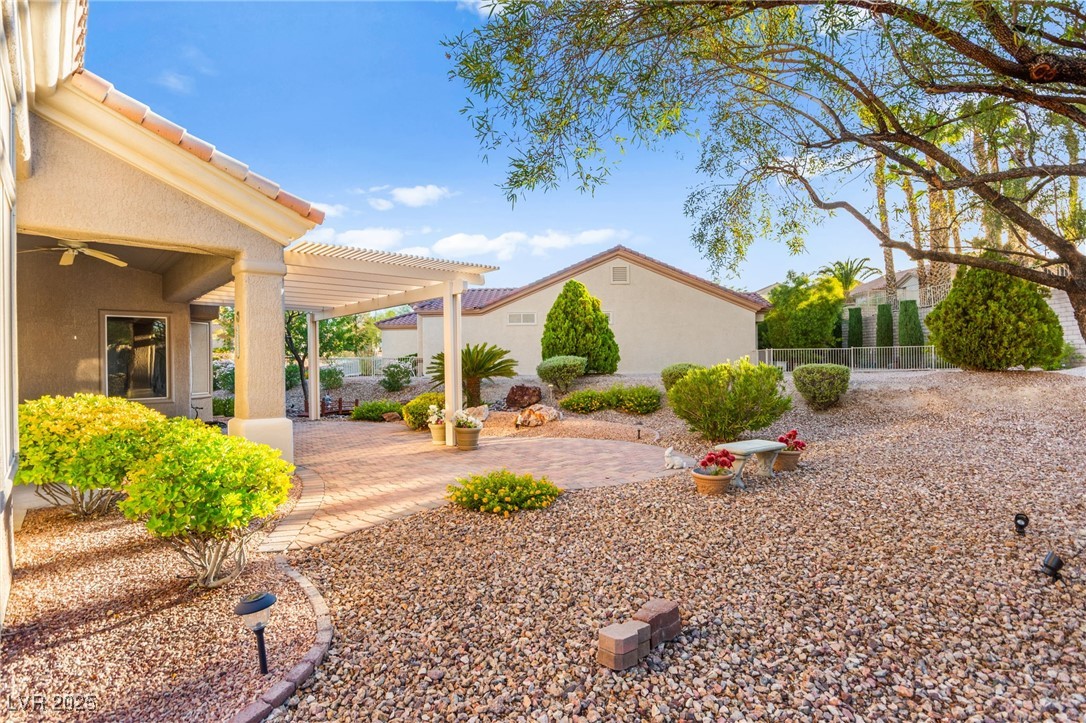 2501 Indigo Valley Street