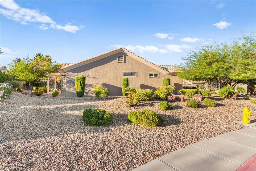 2501 Indigo Valley Street