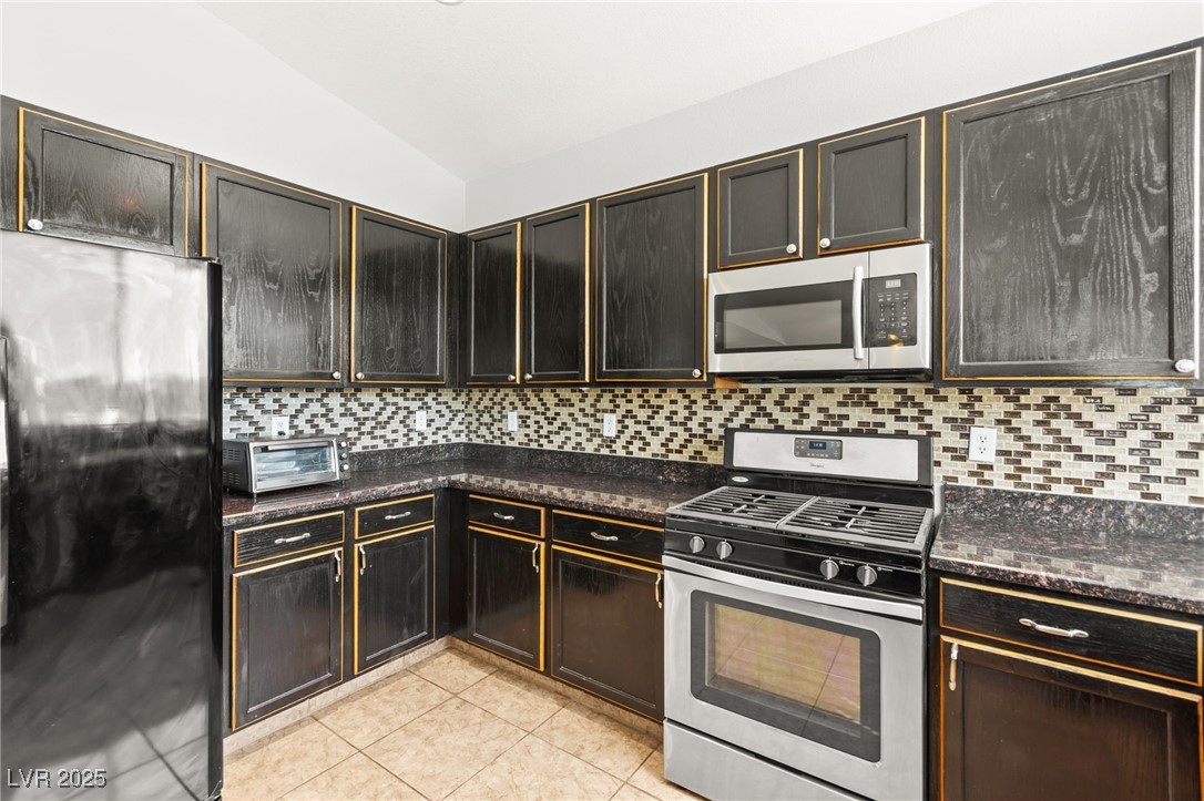 709 Brown Breeches Avenue