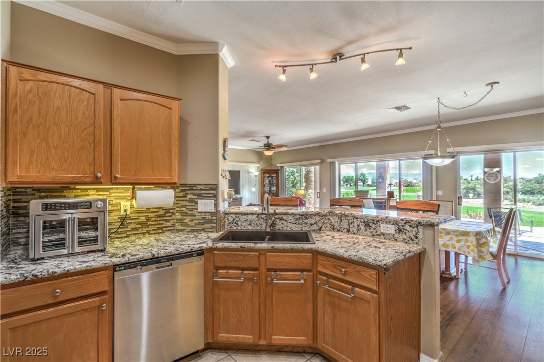 1221 Golf Club Drive