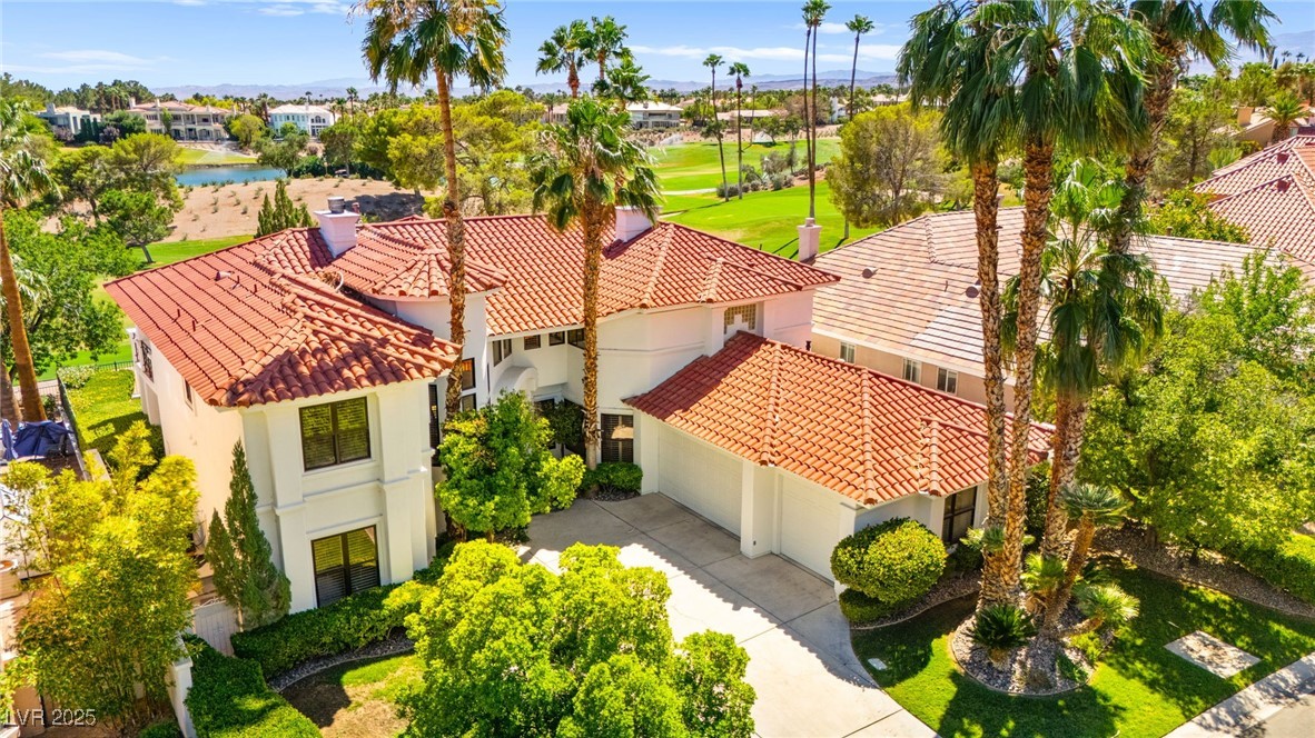 8901 Robinson Ridge Drive