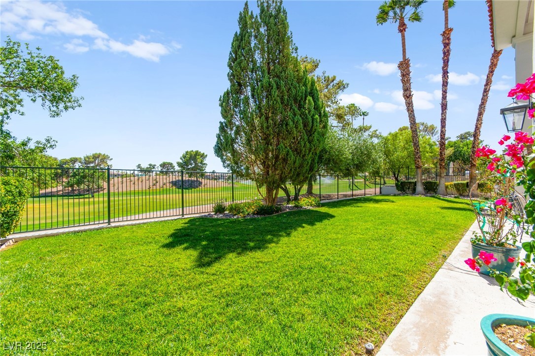 8901 Robinson Ridge Drive