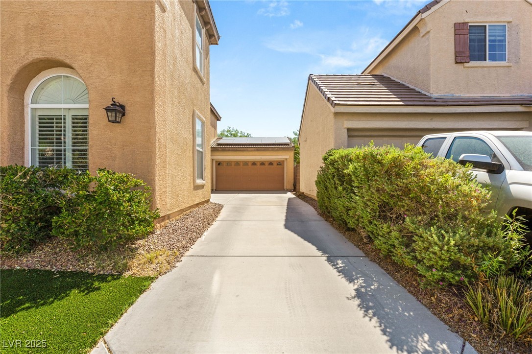 2316 Summer Home Street