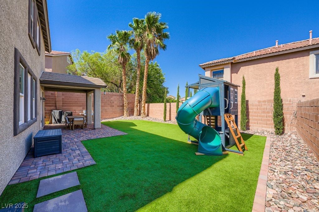 580 Playa Linda Place