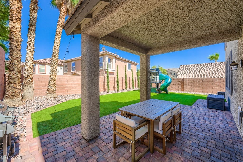 580 Playa Linda Place