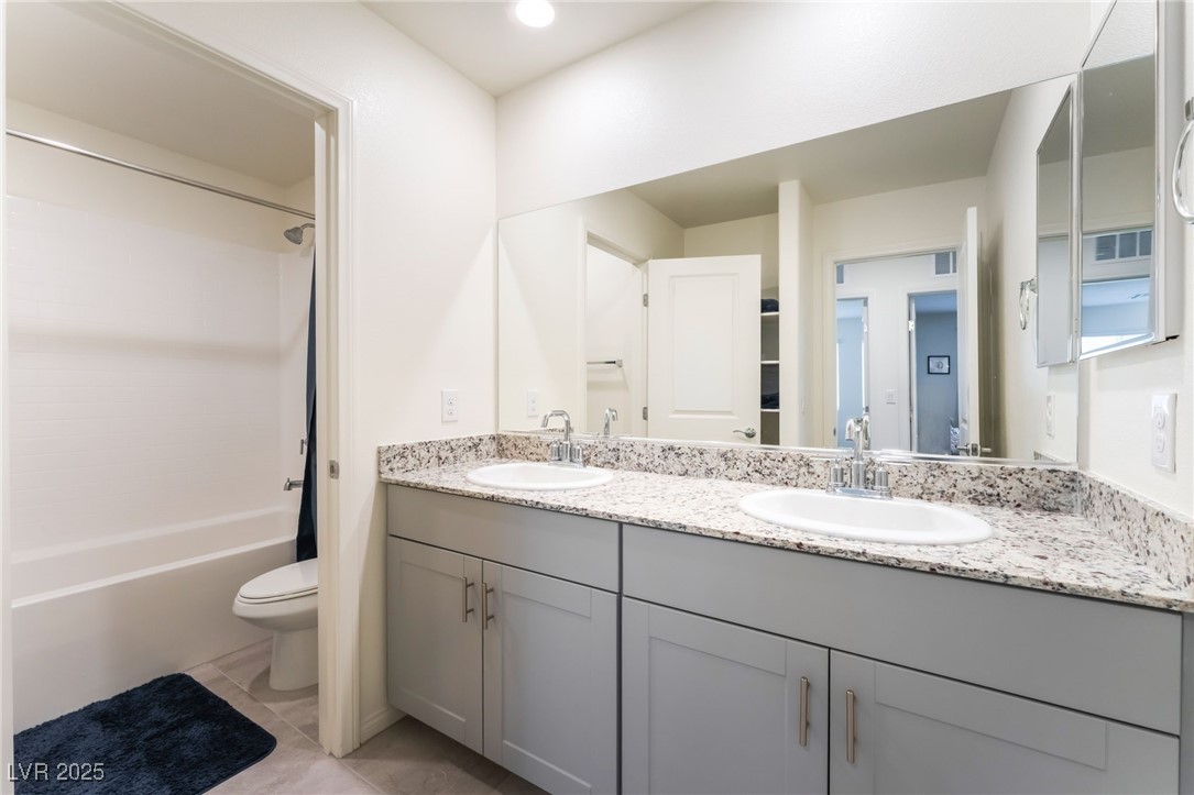 7211 Alabaster Peak Street