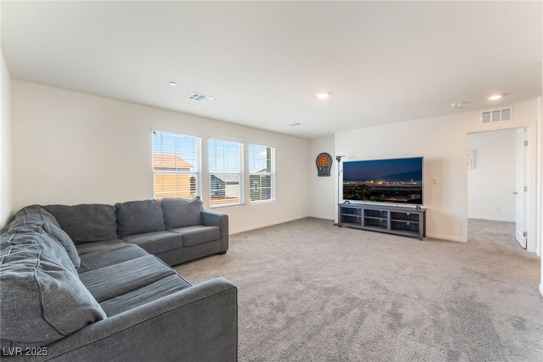 7211 Alabaster Peak Street