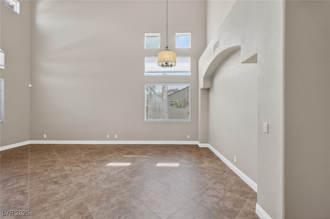 6009 Blowing Bellows Street