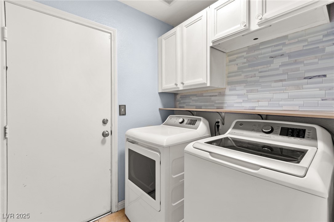 848 Coral Cottage Drive