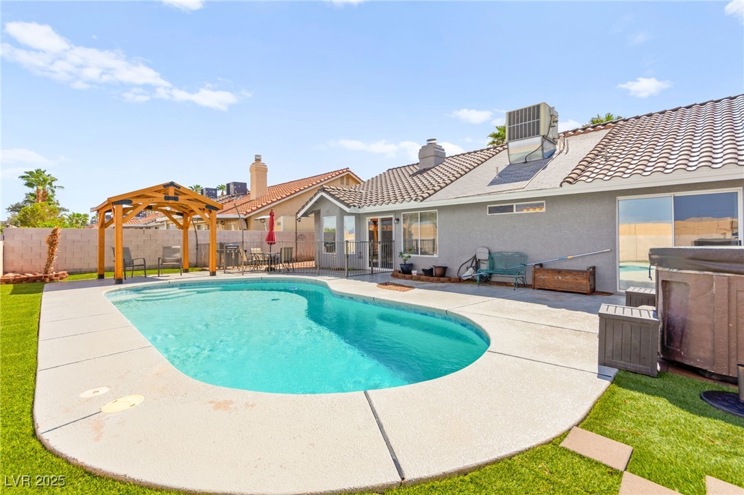 848 Coral Cottage Drive